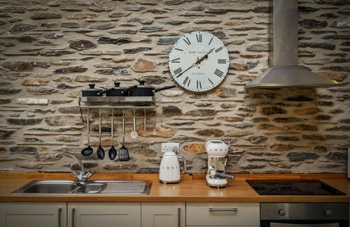 Crymych Cottage | Penpedwast Upper Barn, Newport