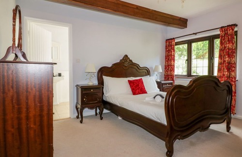Brazzacott Cottage | PENROSE COTTAGE, pet friendly, with a garden in Launceston
