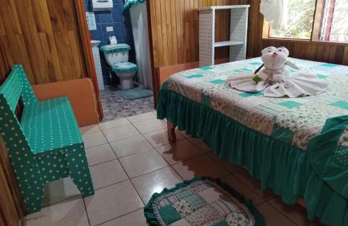 Monteverde Bed & Breakfast | Pensión y Cabinas Colibrí B&B Costa Rica