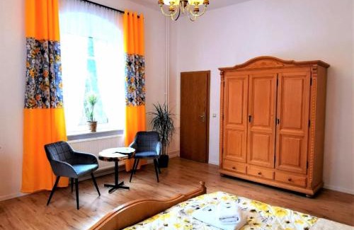 Waldbarenburg House | Pension Haus Anna