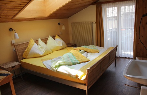 Saas Grund Hotel | Pension Heino