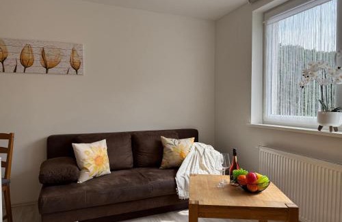 Ribnitz-Damgarten Apartment | Pension Hirschburg Ferienwohnung 10 - Barth