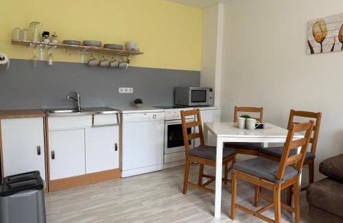 Ribnitz-Damgarten Apartment | Pension Hirschburg Ferienwohnung 10 - Barth