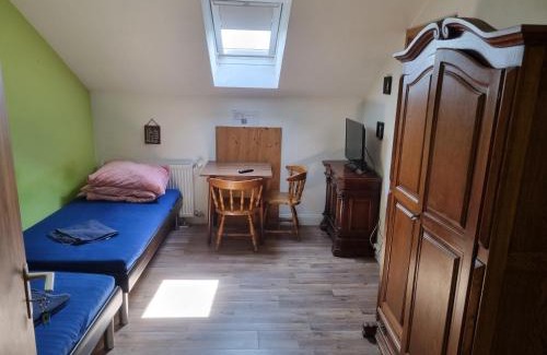 Großholzhausen House | Pension Inntalhof