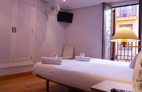 Old Town House | Pension Larrea