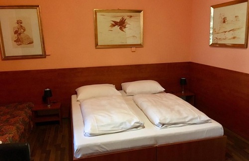 Josefstadt Hotel | Pension Madara