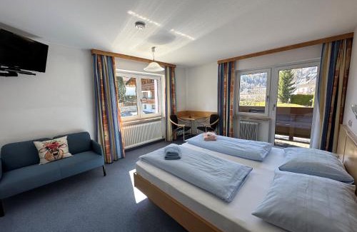 Kaprun House | Pension Monika, Cozy B&B, newly renovated rooms in Kaprun