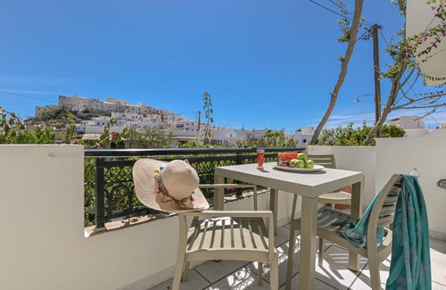 Naxos House | Pension Sofi