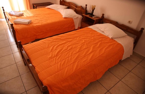 Karterados House | Pension Stella