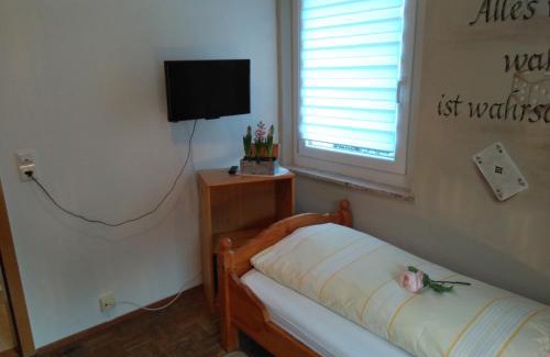 Aulendorf House | Pension und Restaurant Reck