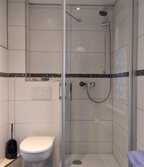Holzminden Bed & Breakfast | Pension Weseraue