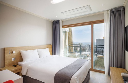 Jungmun House | Pension Yeoli