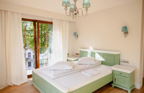 Avrig House | PENSIUNE RESTAURANT POIANA AVRIGULUI loc de joaca pentru copii