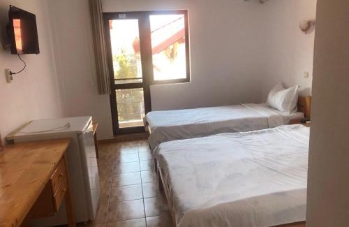 Costinesti House | Pensiunea Casa Firu
