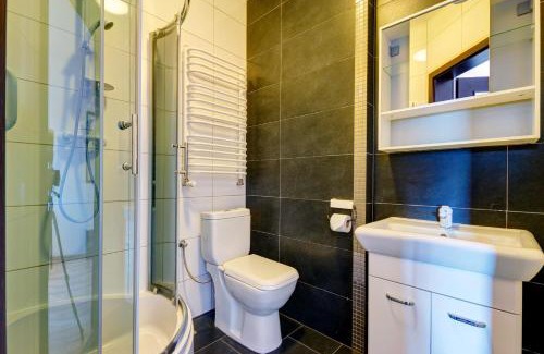 Krynica Morska House | Pensjonat Riwiera z widokiem na Zalew Wiślany