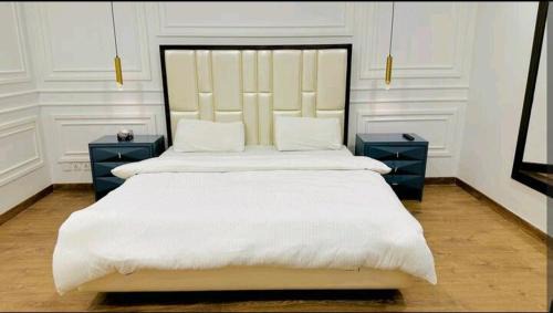 Lahore Apartment | Penta Square Luxury 1 bed Apartment phase 5 DHA Lahore