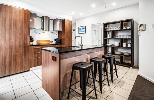 Victor Harbor Apartment | PENTHOUSE 406 THE FRONTAGE ALL LINEN INCLUDED