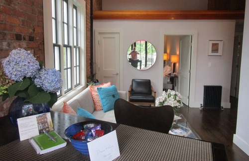 Downtown Apartment | Penthouse Apartment at Yale University.