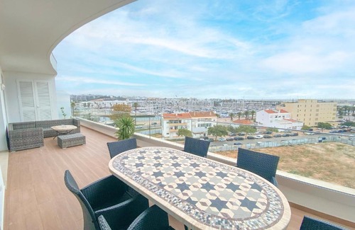 Lagos Apartment | Penthouse by the Marina