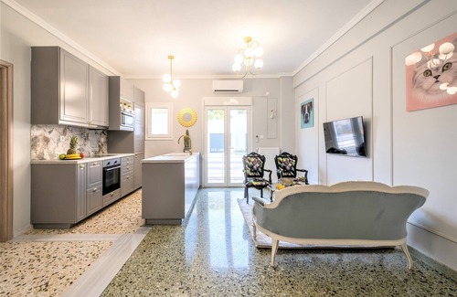 Thissio Apartment | Penthouse in central Athens Thissio
