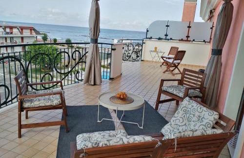 Martinsicuro Apartment | Penthouse on the Adriatic Sea