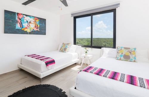 Ek Balam Village Condo | Penthouse ✓Private Roof Pool ✓Bike2Beach ✓30%off