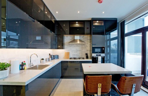 Frognal and Fitzjohns Apartment | Penthouse Shard Views