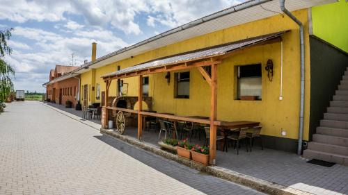 Rakvice House | Penzion U Ďáblova kopyta