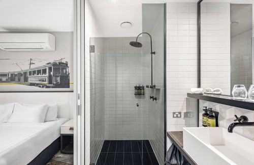 Docklands Hotel | Peppers Docklands Melbourne