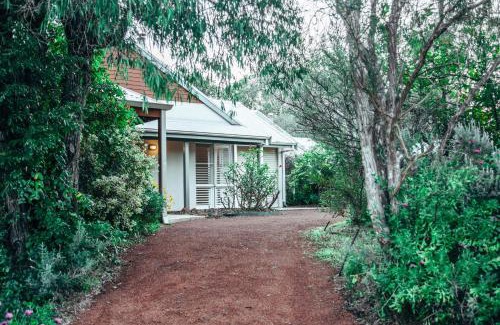 Dunsborough Villa | Peppy Tree Bungalow