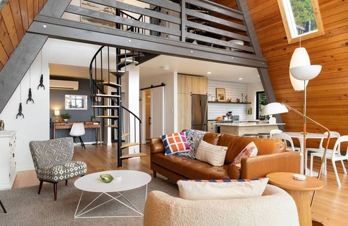 Lagoon Point House | Perch - Shorewood A-Frame: Dream Whidbey Getaway