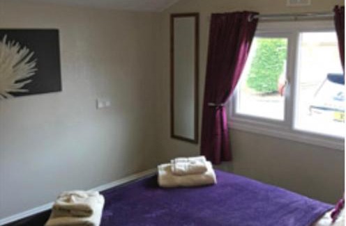 Doublebois Ski Chalet | Peregrine Lodge - idillic Cornwall retreat