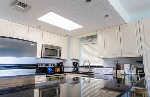 Rum Point Condo | Perfect Beachfront Vacation Getaway in Grand Cayman . Best Rate Guaranteed