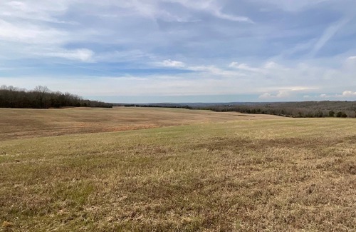 Greenbrier RV Rental | Perfect countryside camping. Beautiful sunsets at the foot of the Ozarks.