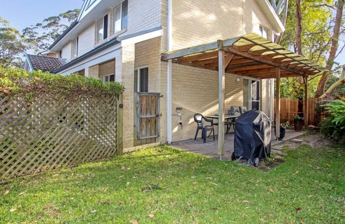 Hawks Nest House | Perfect Family Accommodation - Free WIFI