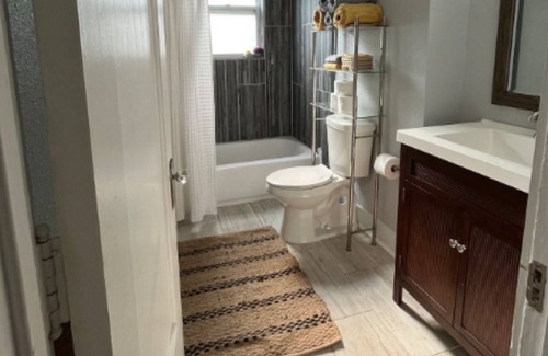 Beacon Hill Condo | Perfect Family Friendly Getaway