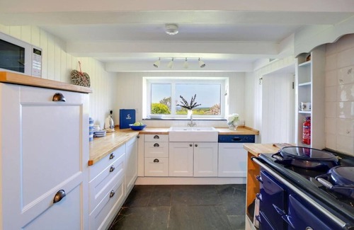 Pendoggett House | Perfect family house with sea views and large garden.