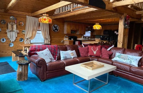 Jamaica Cabin | Perfect Family Retreat! Minutes From Stratton Mtn. Close To Mt. Snow & Bromley