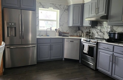 Zachary House | Perfect for a weekend, family gatherings, Parties, or extended stay!