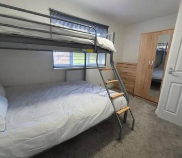 West Thurrock House | Perfect for family getaways
