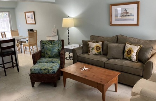Hobe Sound House | Perfect for Golf trips or large family gatherings!