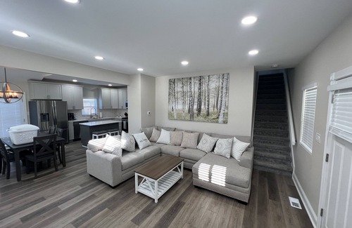 Indianapolis House | PERFECT - LARGE CUSTOM HOME - Completely Renovated, Beautiful Fenced in Yard!