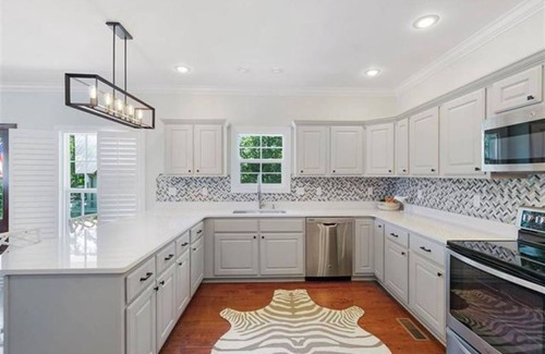 Counce House | Perfect location, luxury home with breathtaking lake view!