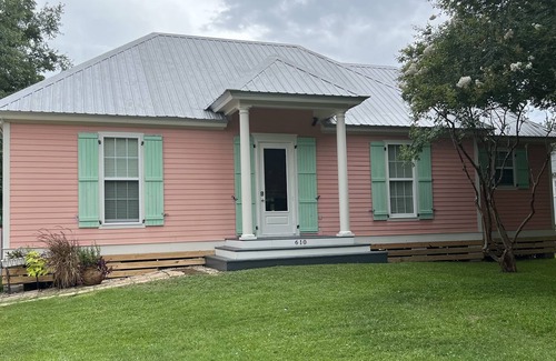 Bay St Louis Cottage | Perfect location; private seasonally heated pool nOne short block to the beach.