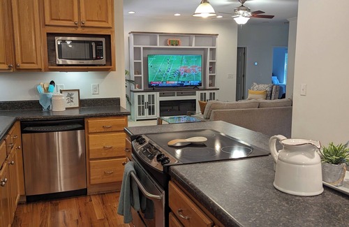 Clemson House | Perfect location, space for groups, 3 mi from CU! Across from Patrick Square!