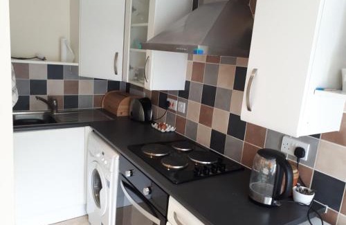 Lewes Apartment | Perfect location studio