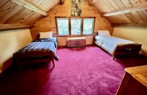 Stratton House | Perfect Mountain Getaway