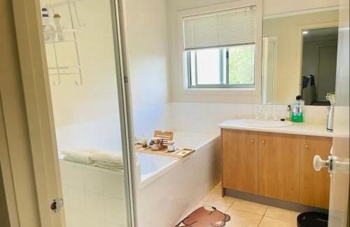 Wantirna House | Perfect room in Wantirna
