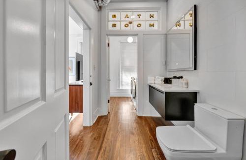 Cherokee Triangle Apartment | Perfect Stay in Louisville Vibrant Highlands