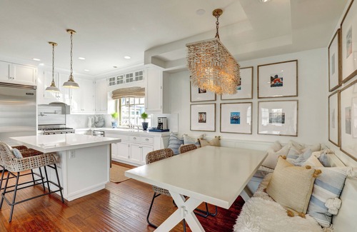 Corona del Mar Condo | Perfection by the Sea! 3 blocks from the water in Corona Del Mar